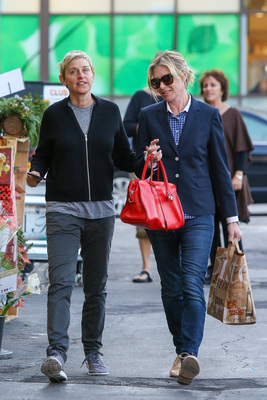 Ellen Degeneres Poster 2718800