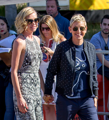 Ellen Degeneres Poster 2718814