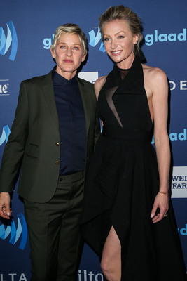 Ellen Degeneres Poster 2718828