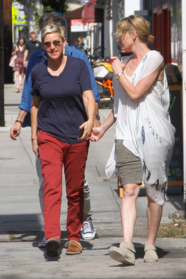 Ellen Degeneres Poster 2718849