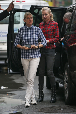 Ellen Degeneres Poster 2718854