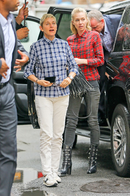 Ellen Degeneres Poster 2718865