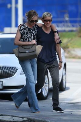 Ellen Degeneres Poster 2718870