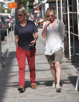 Ellen Degeneres Poster 2718912