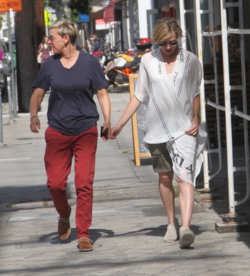 Ellen Degeneres Poster 2718914