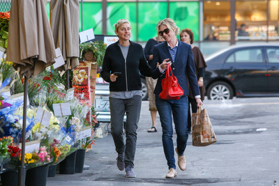 Ellen Degeneres Poster 2718919