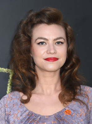 Elvy Yost Poster 3140191