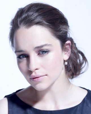 Emilia Clarke Poster 1998036