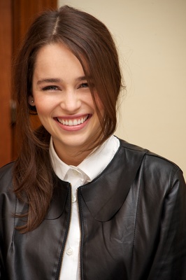 Emilia Clarke Poster 2224329