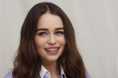 Emilia Clarke Poster 2342837