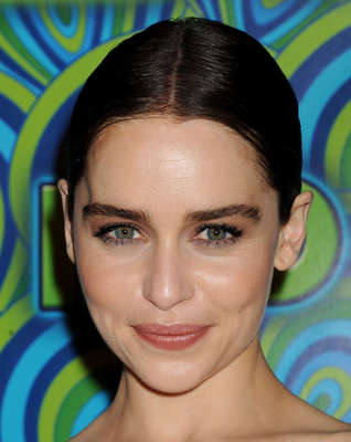 Emilia Clarke Poster 2368448