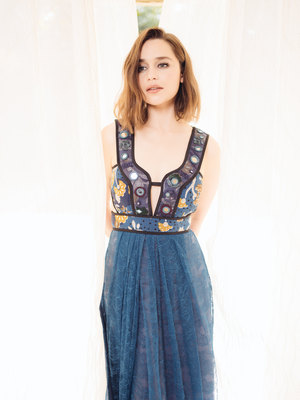 Emilia Clarke Poster 2526661