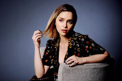 Emilia Clarke Poster 2614949