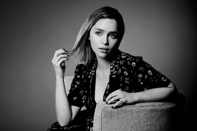 Emilia Clarke Poster 2614953