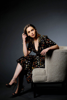 Emilia Clarke Poster 2614954