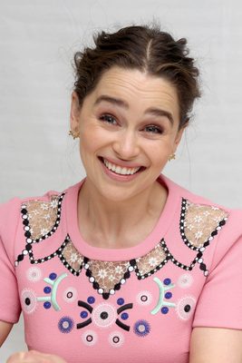 Emilia Clarke Poster 2885777