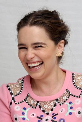Emilia Clarke Poster 2885830