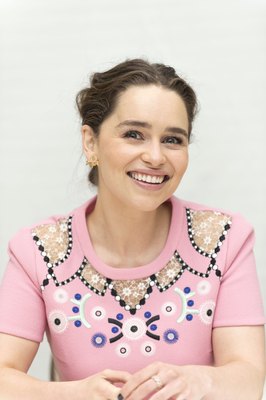 Emilia Clarke Poster 2885835