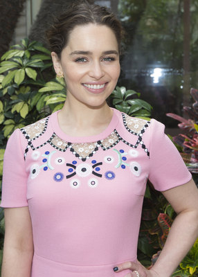 Emilia Clarke Poster 2885846