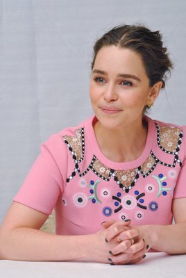 Emilia Clarke Poster 2885859