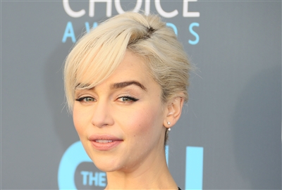 Emilia Clarke Poster 3037237