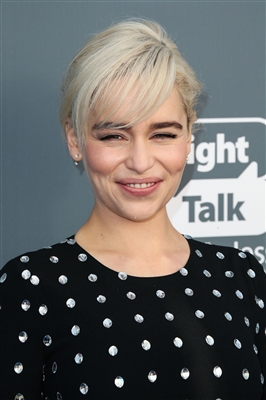 Emilia Clarke Poster 3037316