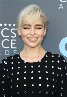 Emilia Clarke Poster 3037341
