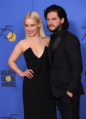 Emilia Clarke Poster 3037382