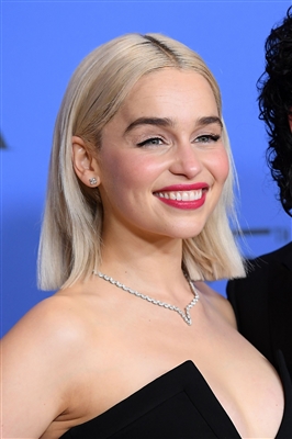 Emilia Clarke Poster 3037397