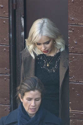 Emilia Clarke Poster 3037454