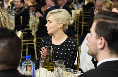 Emilia Clarke Poster 3037635