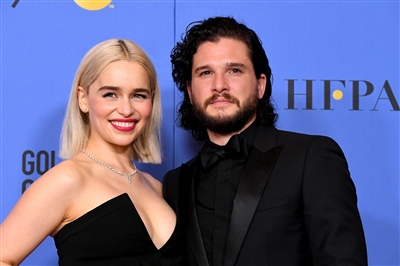 Emilia Clarke Poster 3037637