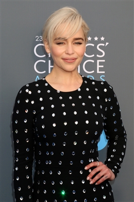 Emilia Clarke Poster 3037667