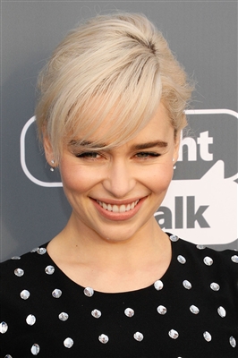 Emilia Clarke Poster 3037669