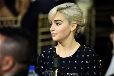 Emilia Clarke Poster 3037692