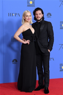 Emilia Clarke Poster 3037695