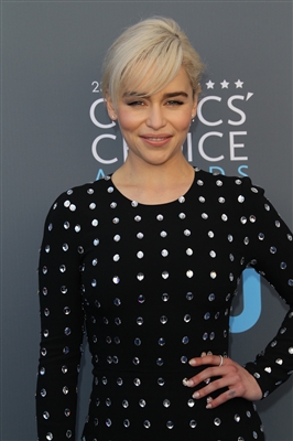 Emilia Clarke Poster 3037701