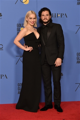 Emilia Clarke Poster 3037705