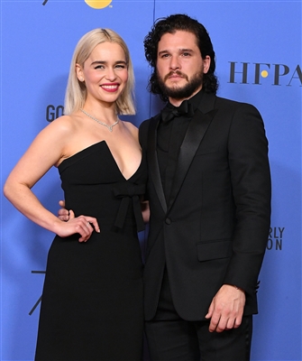 Emilia Clarke Poster 3037716