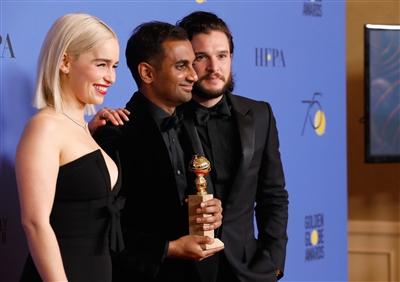 Emilia Clarke Poster 3037726