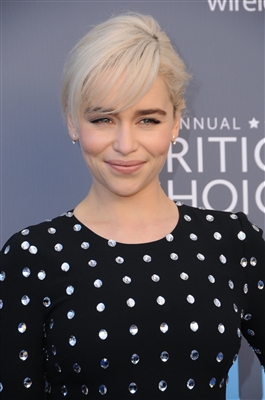Emilia Clarke Poster 3037803