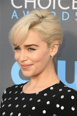 Emilia Clarke Poster 3037848
