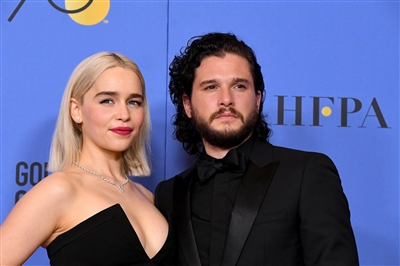 Emilia Clarke Poster 3037962