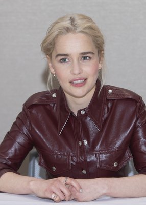 Emilia Clarke Poster 3288777