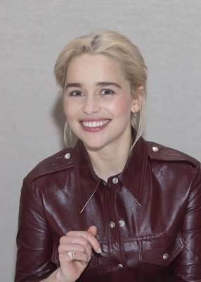 Emilia Clarke Poster 3288793