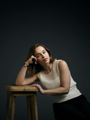 Emilia Clarke Poster 3672382