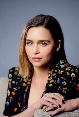 Emilia Clarke Poster 3672383