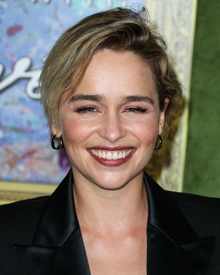 Emilia Clarke Poster 3737011