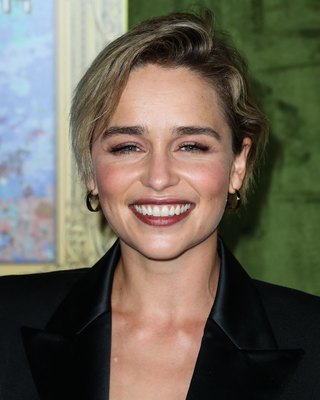 Emilia Clarke Poster 3737019