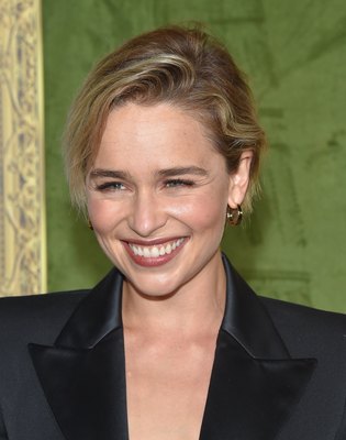 Emilia Clarke Poster 3737020